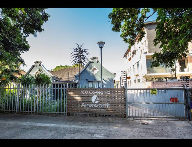 222M² BUILDING TO LET IN ESSENWOOD